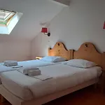아파트 Duplex-chalet Entre Et Montagne Avec Balcon 러그린