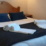 Duplex-chalet Entre Et Montagne Avec Balcon 아파트
