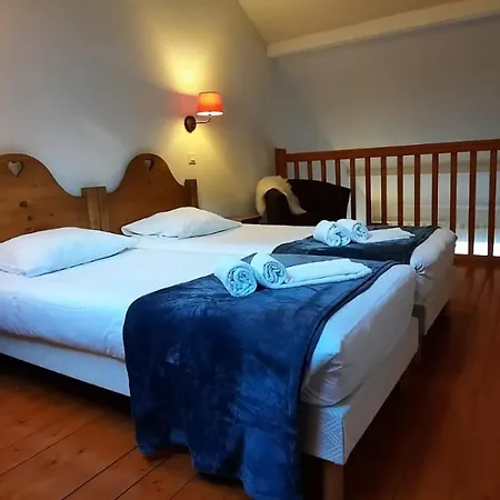 Duplex-chalet Entre Et Montagne Avec Balcon *