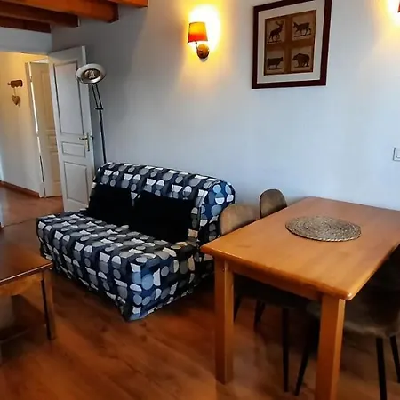 Duplex-chalet Entre Et Montagne Avec Balcon Apartamento *