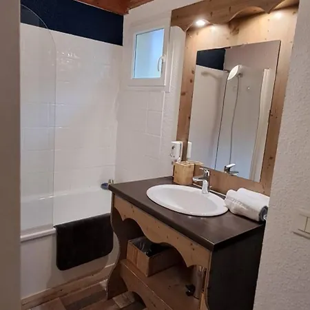 Duplex-chalet Entre Et Montagne Avec Balcon